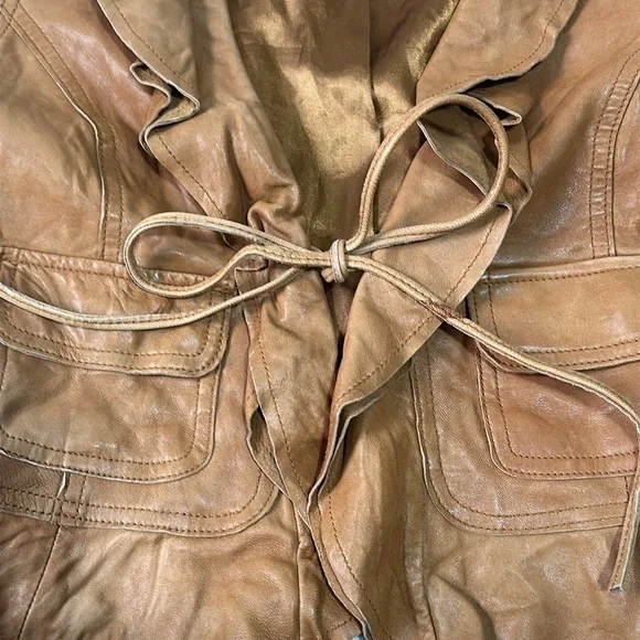 Old Navy Vintage Y2K Women XS Cropped Jacket
Genuine Leather Ruffle Tan Cognac - Picture 4 of 7